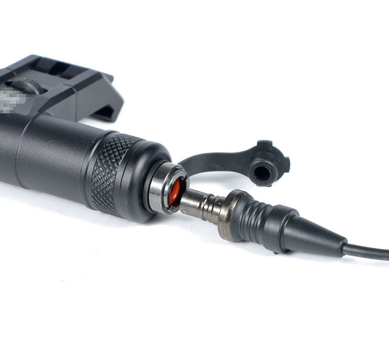 SF IFM M600V IR Dual Output Flashlight Black